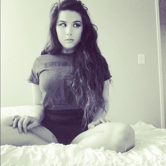 Meet your Posher, Jean - Picture 4 of 16